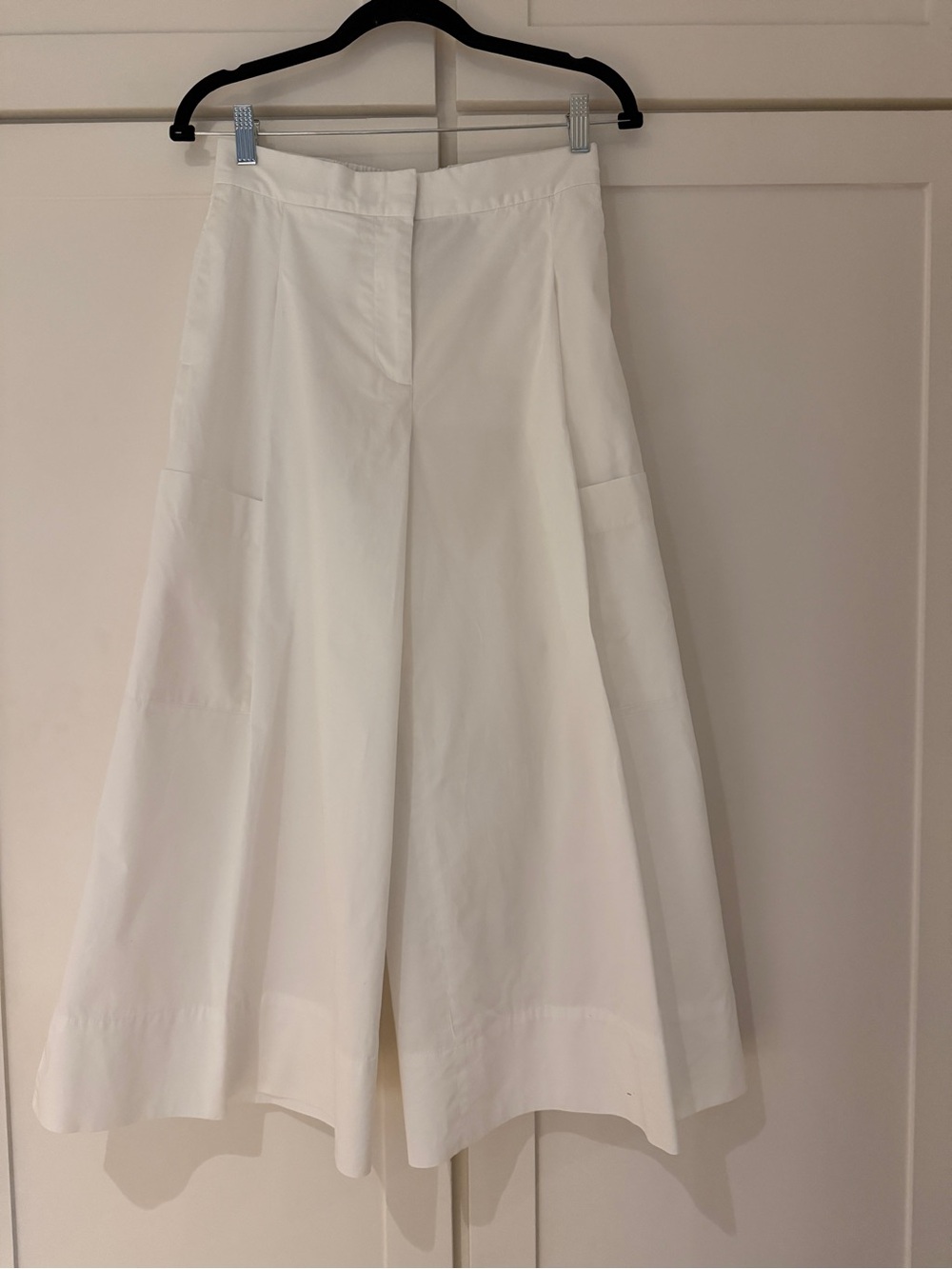 COS Elasticized Pleated Culottes White Cotton - Picture 9 of 17